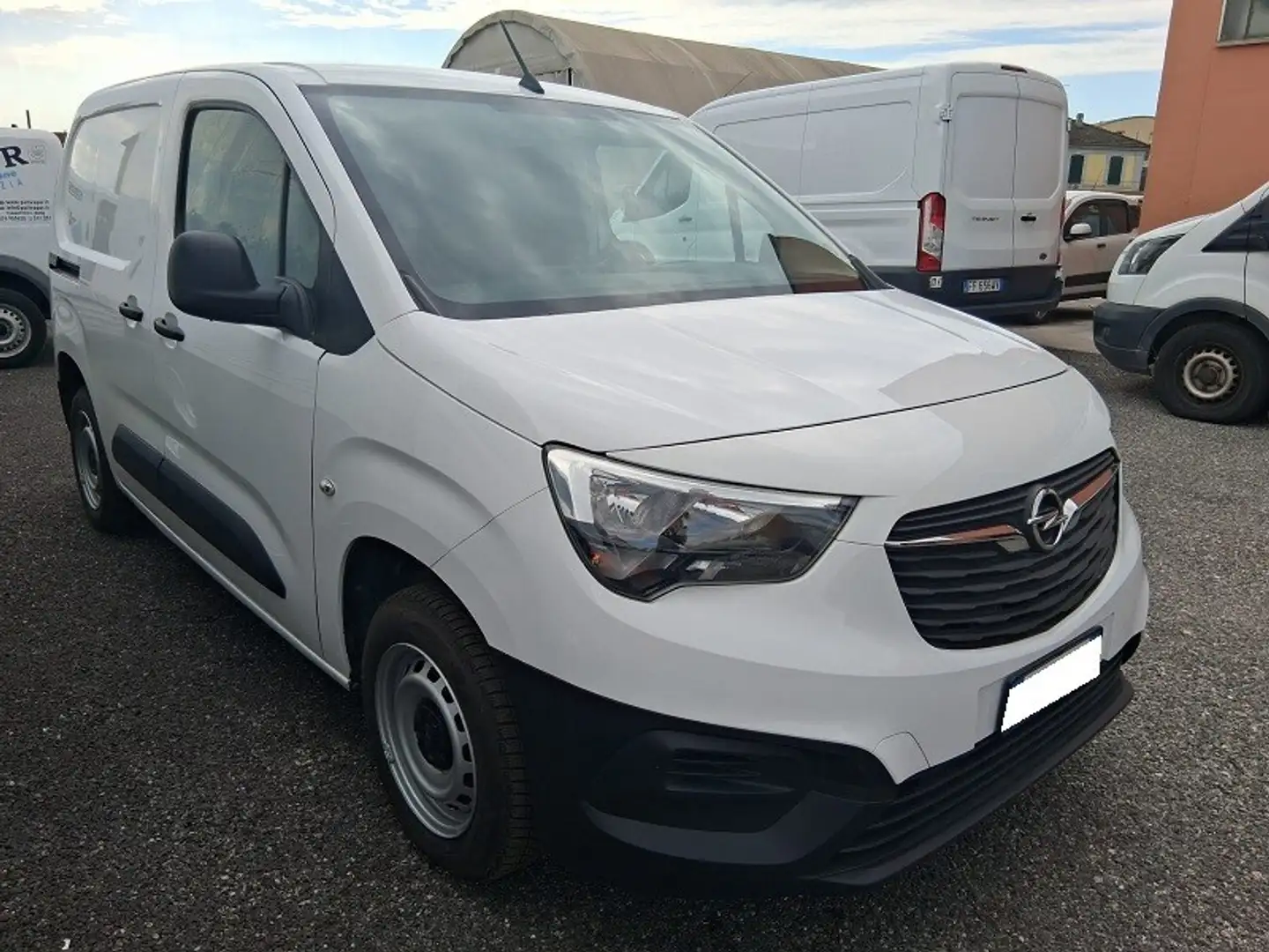 Opel Combo Combo Cargo 1.5 Diesel 100CV S&S PC Blanc - 1