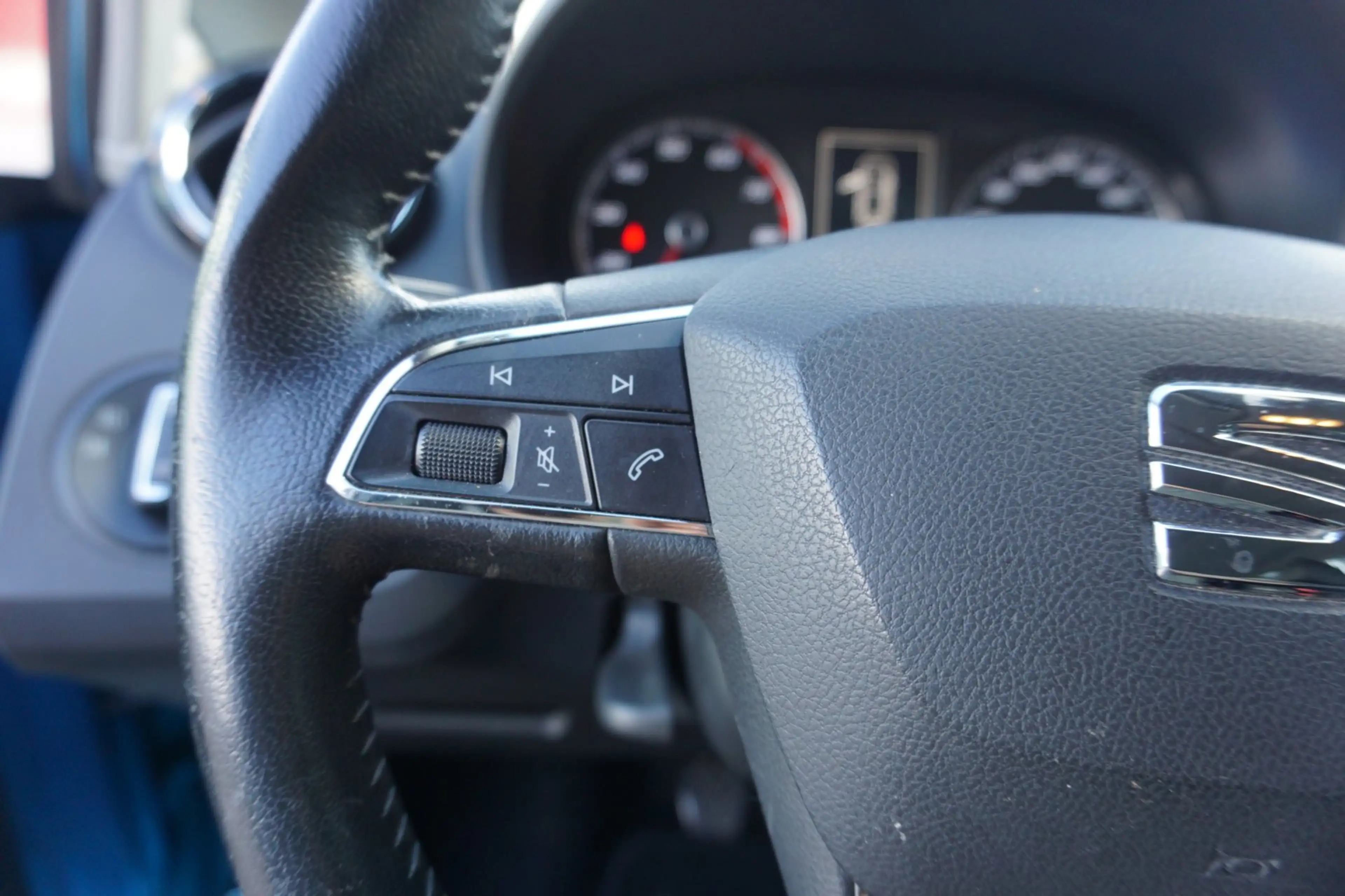 SEAT Ibiza 1.0 EcoTSI Style Connect — photo 11