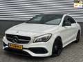 Mercedes-Benz CLA 220 4MATIC AMG-Line Pano Wit - thumbnail 1