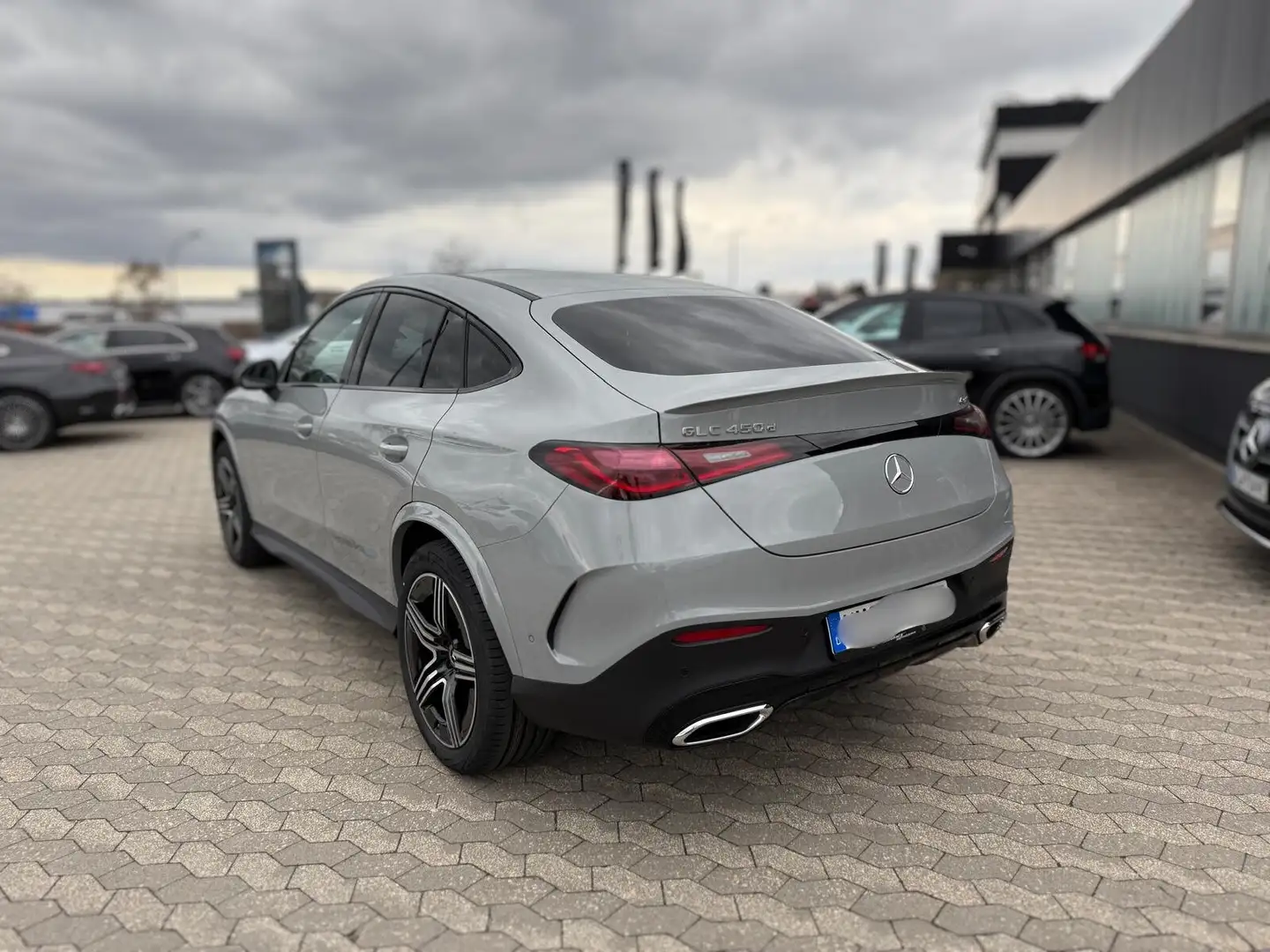 Mercedes-Benz GLC 450 d 4M Cp AMG Dist/Pano/AHK/Airm/360°/HeUp Grijs - 2