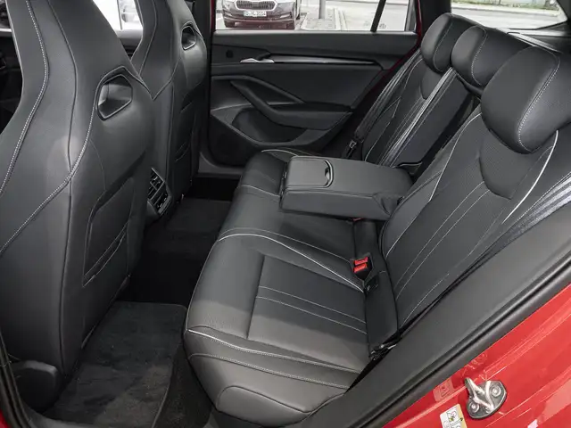 Skoda Superb view 15