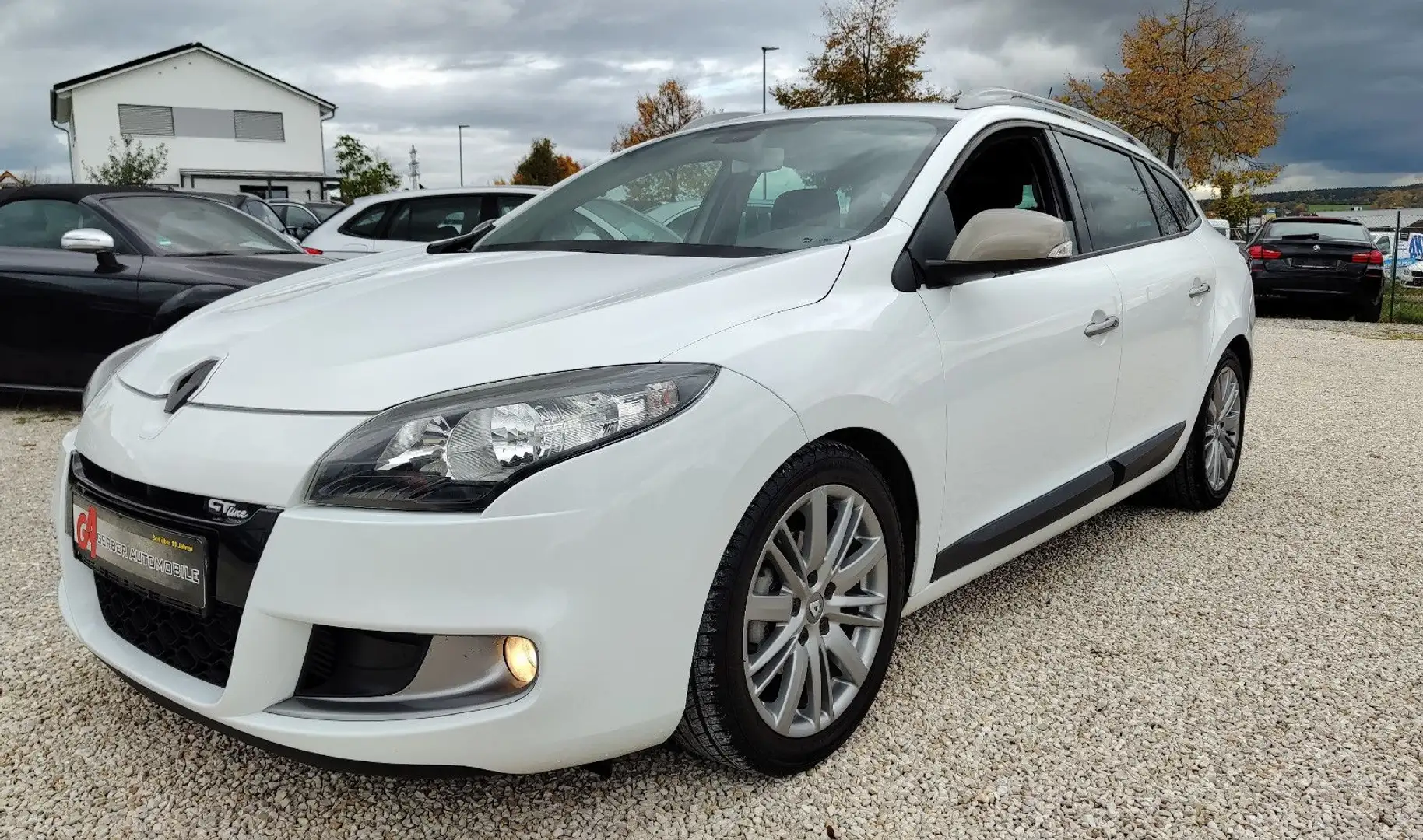 Renault Megane III 1.4T Grandtour Dynamique GT Line* Weiß - 2