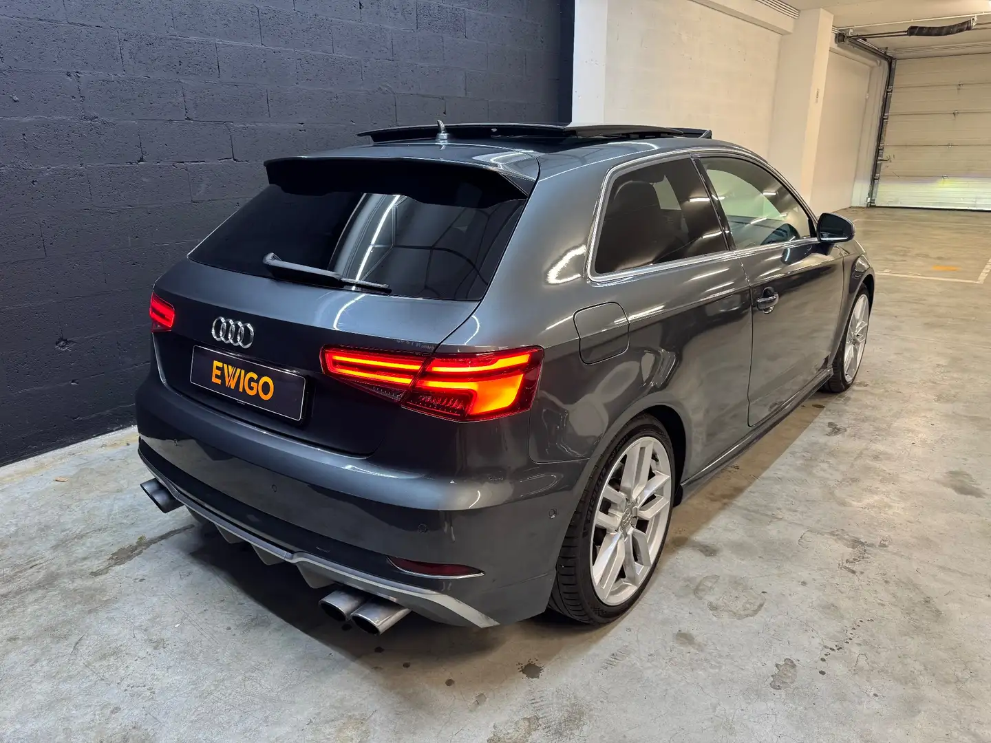 Audi S3 2.0 TFSI 310 QUATTRO BVM / CARPLAY / TOIT OUVRANT / B&O / COBRA - 2