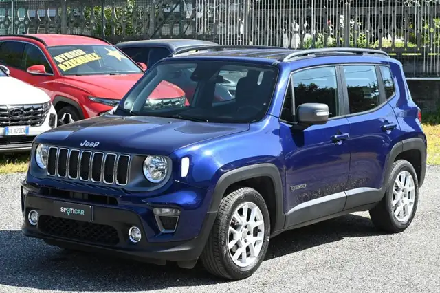 Jeep Renegade view 21