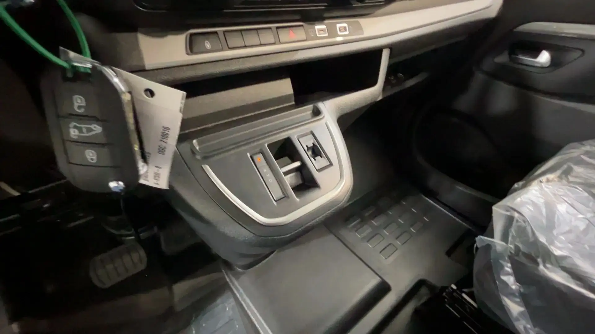 Fiat Ulysse Ulysse combi M1 2.0 bluehdi 180cv L3H1 a Grau - 2