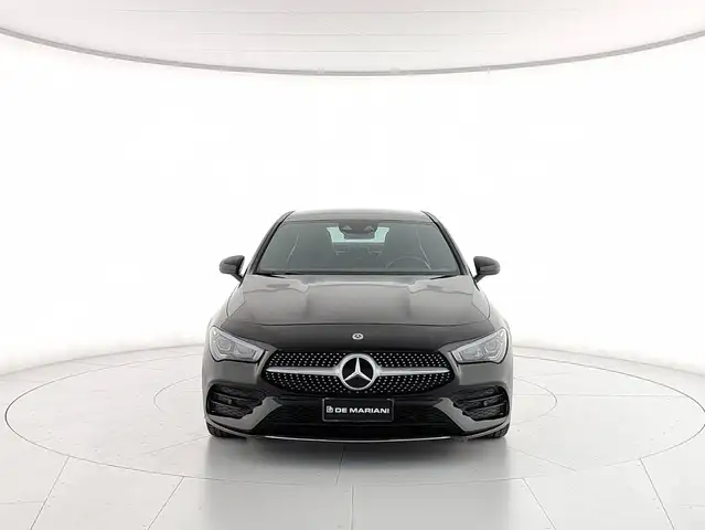 Mercedes-Benz 220 view 8