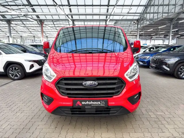 Ford Transit Custom view 2