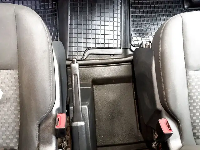 Ford Transit Custom view 14