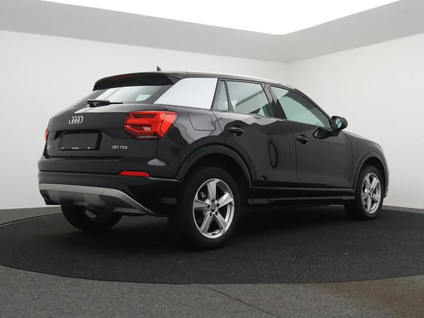 Audi Q2 30TDi Sport *AUTOMAAT*NAVI*CRUISE*PDC*BLTH*PDC*... Zwart - 2