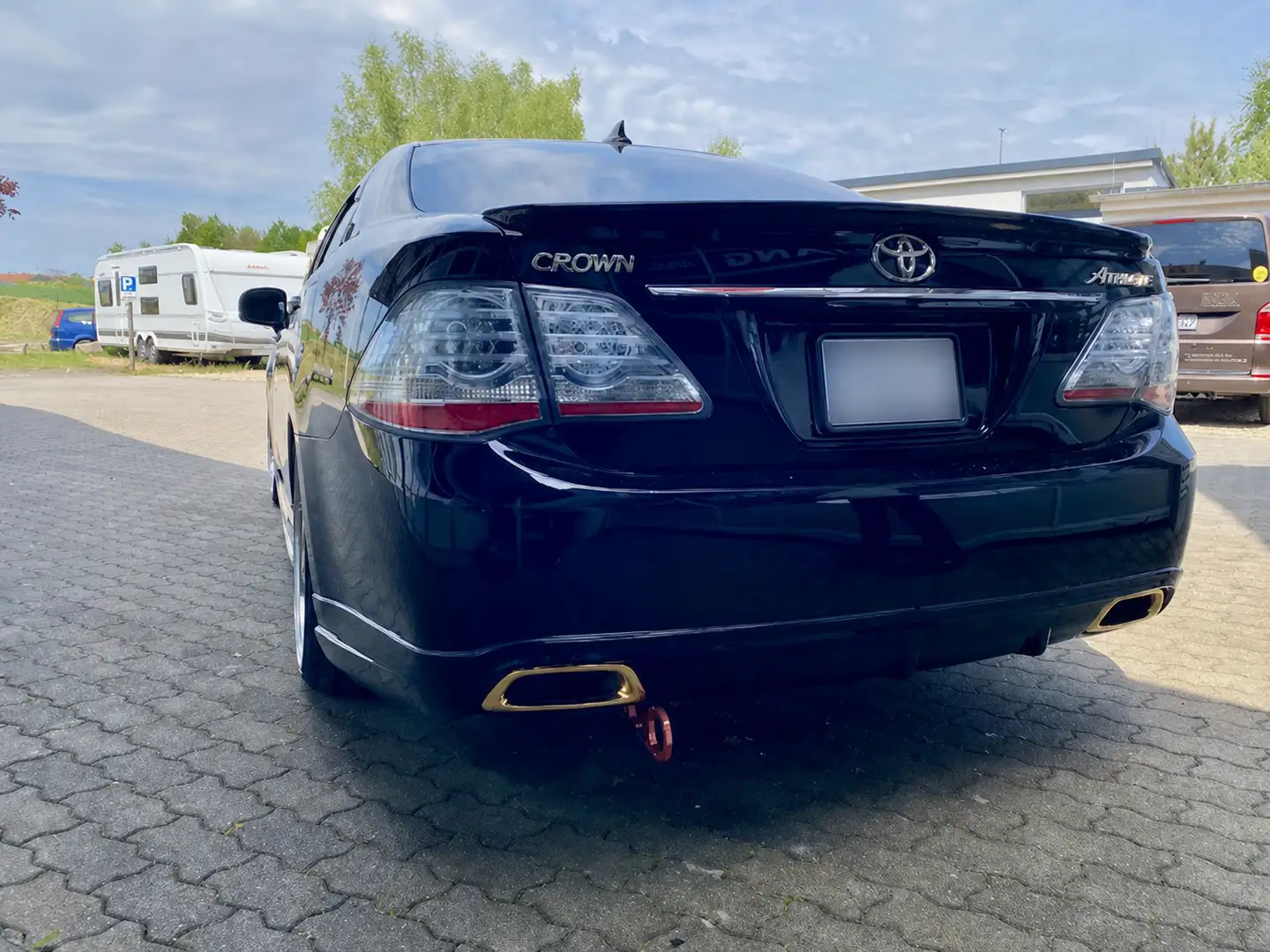 Toyota Crown Athlete 3.5 V6 JDM | RHD | 315 PS | Soft-Close | Schwarz - 2