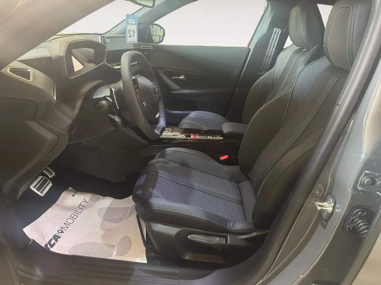 Peugeot 2008 Hybrid 145cv e-DCS6 GT auto 9
