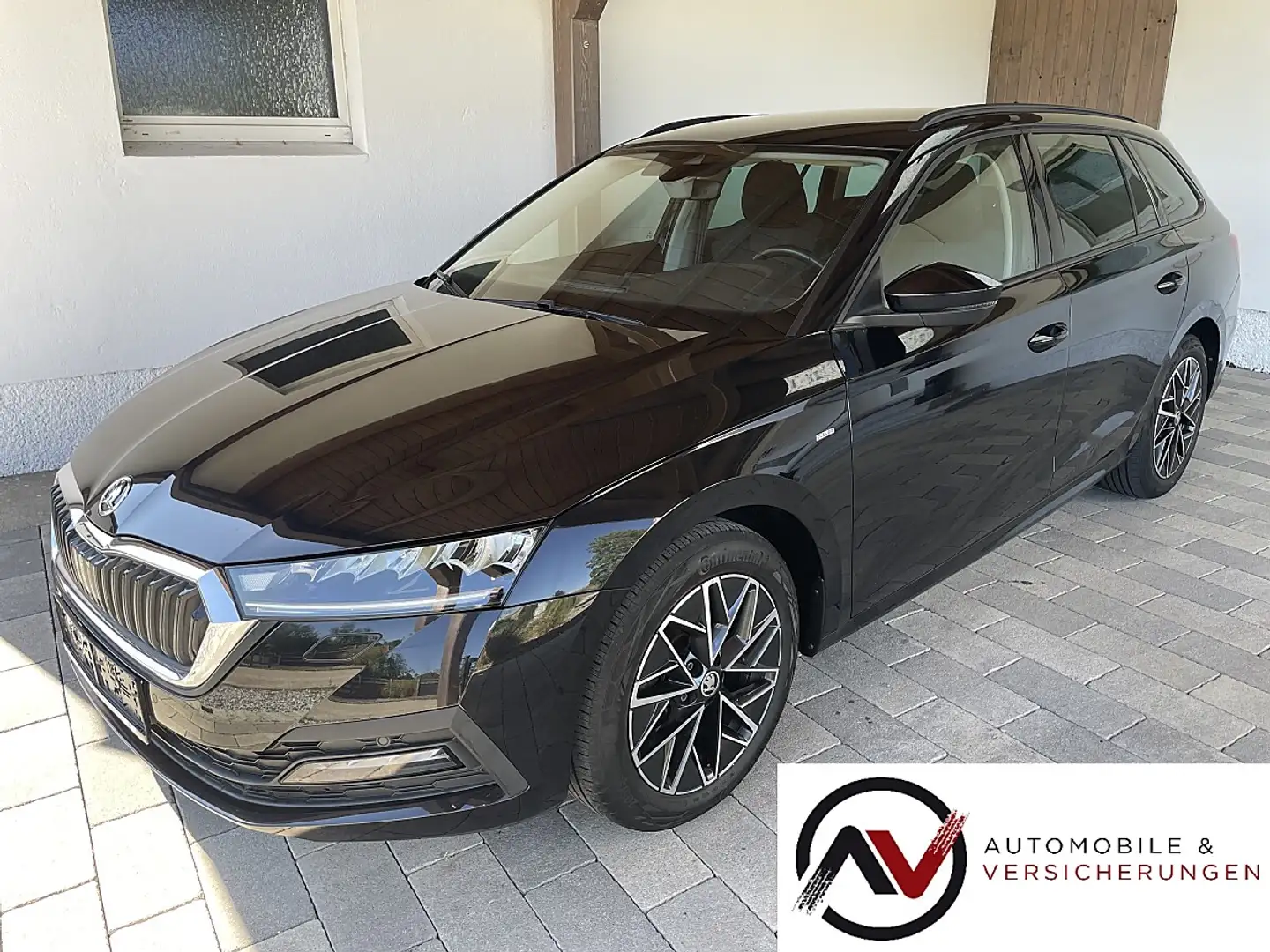 Skoda Octavia Combi 2,0 TDI DSG-LED-NAVI-RFK-ACC-LANE-VIRTUAL... Schwarz - 1