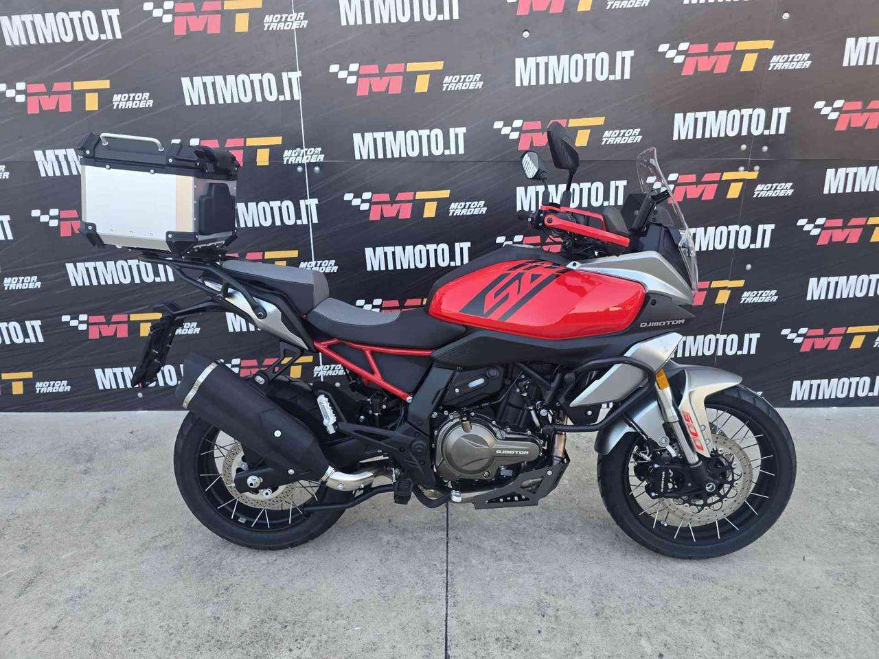 QJ Motor SRT 600 SX Video 360 km 227