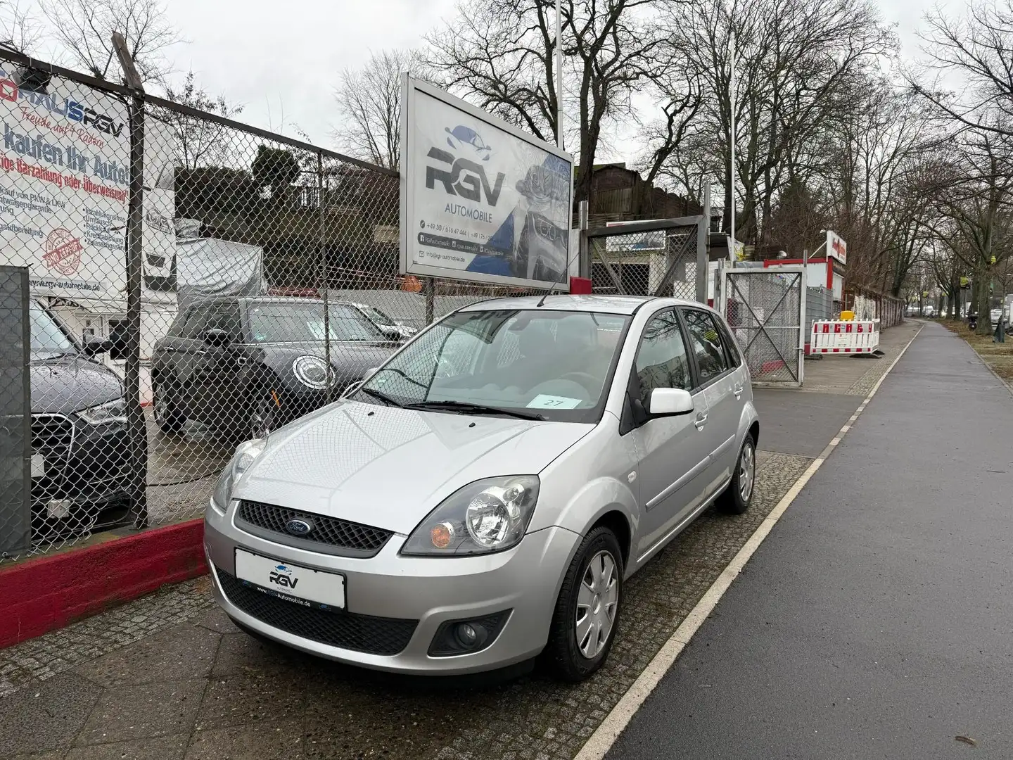 Ford Fiesta 1.6 16V Style *AUTOMATIK*TÜV NEU Argintiu - 1