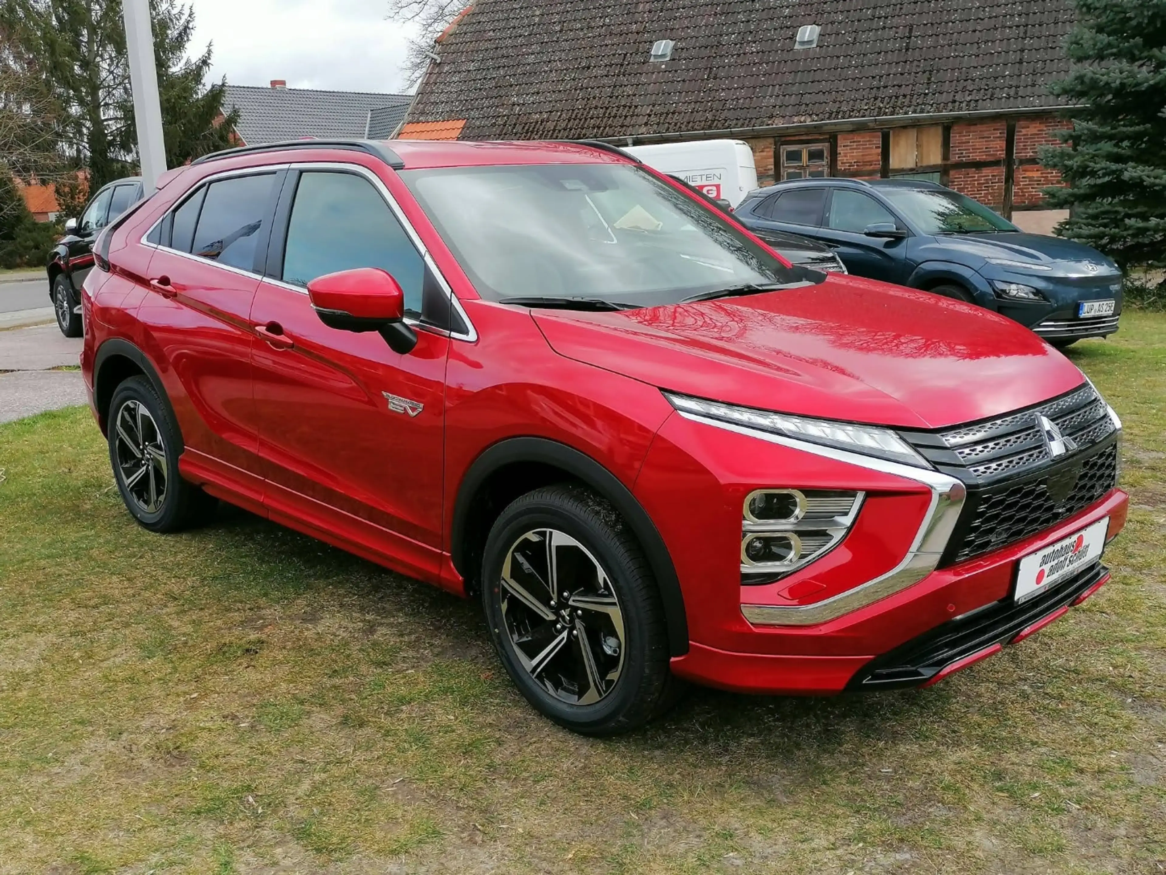 Mitsubishi Eclipse Cross PHEV PLUS mit Select -Paket — photo 4