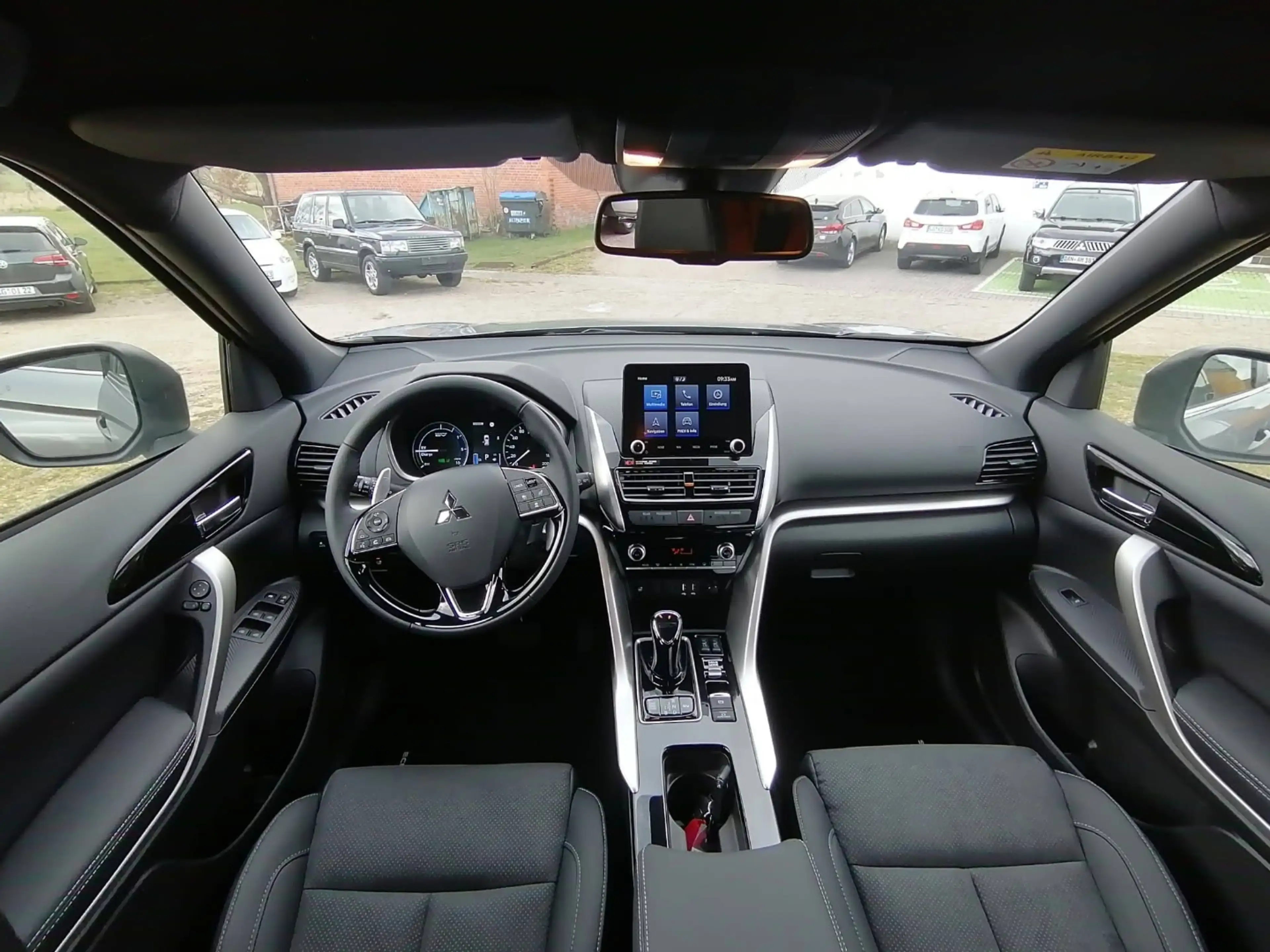 Mitsubishi Eclipse Cross PHEV PLUS mit Select -Paket — photo 13