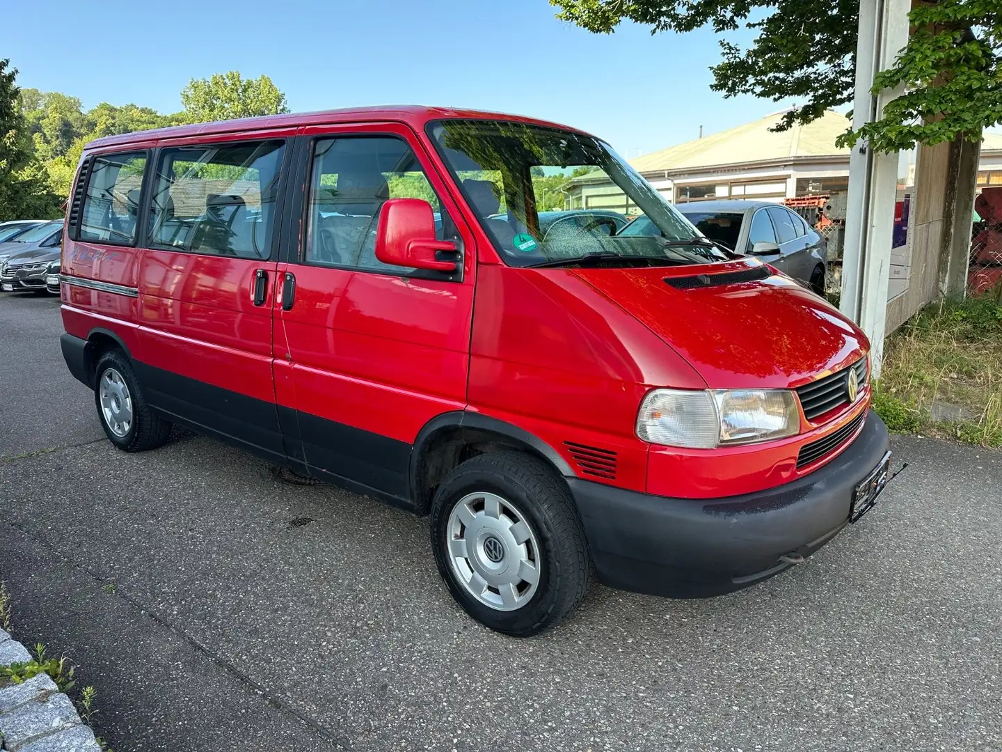 Volkswagen T4 Caravelle Allstar 2,5 TDI TÜV NEU AHK 1.Hand Червоний - 2