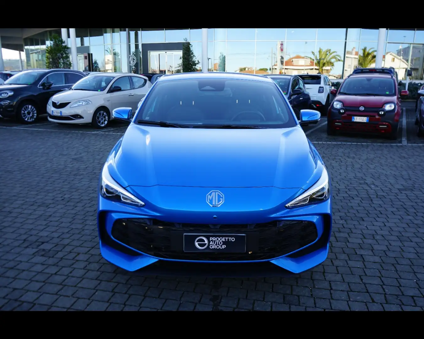 MG MG3 1.5 Standard Blau - 2