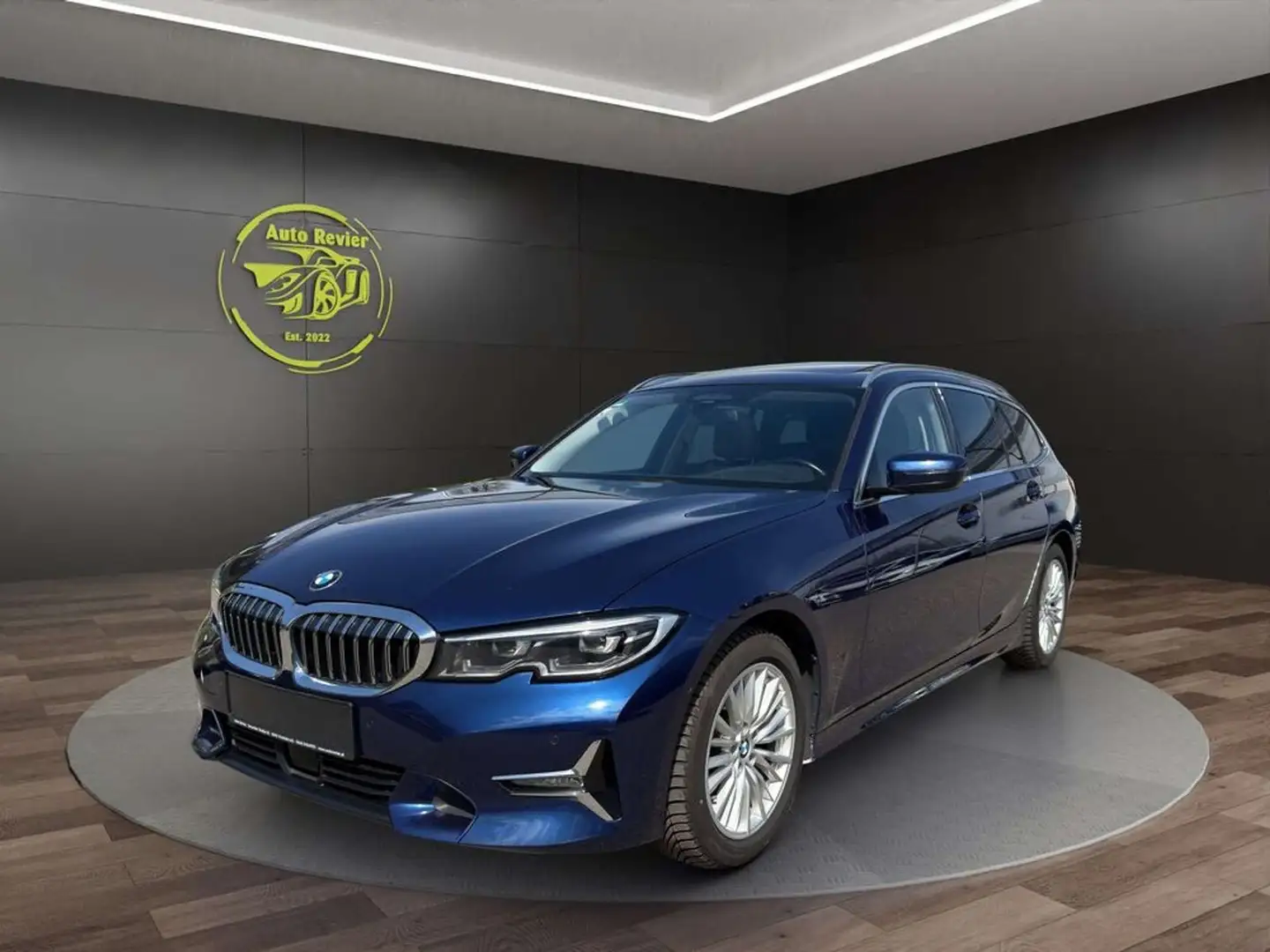 BMW 320 d Aut. Luxury Line **Panorama/AHK** Blau - 1