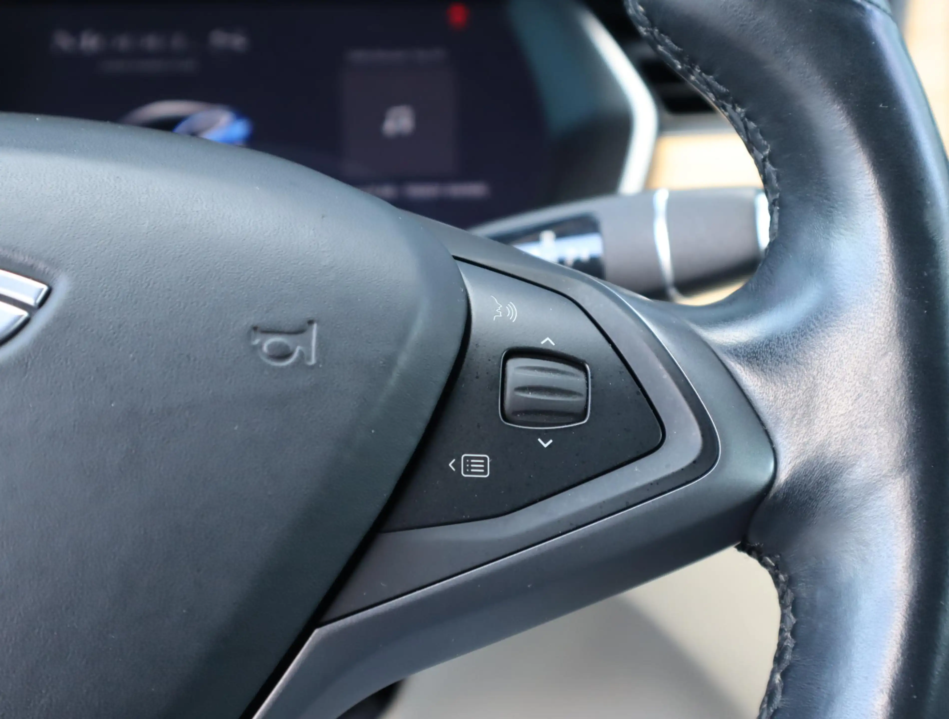 Tesla Model S Long Range | Autopilot | Leer | — photo 11