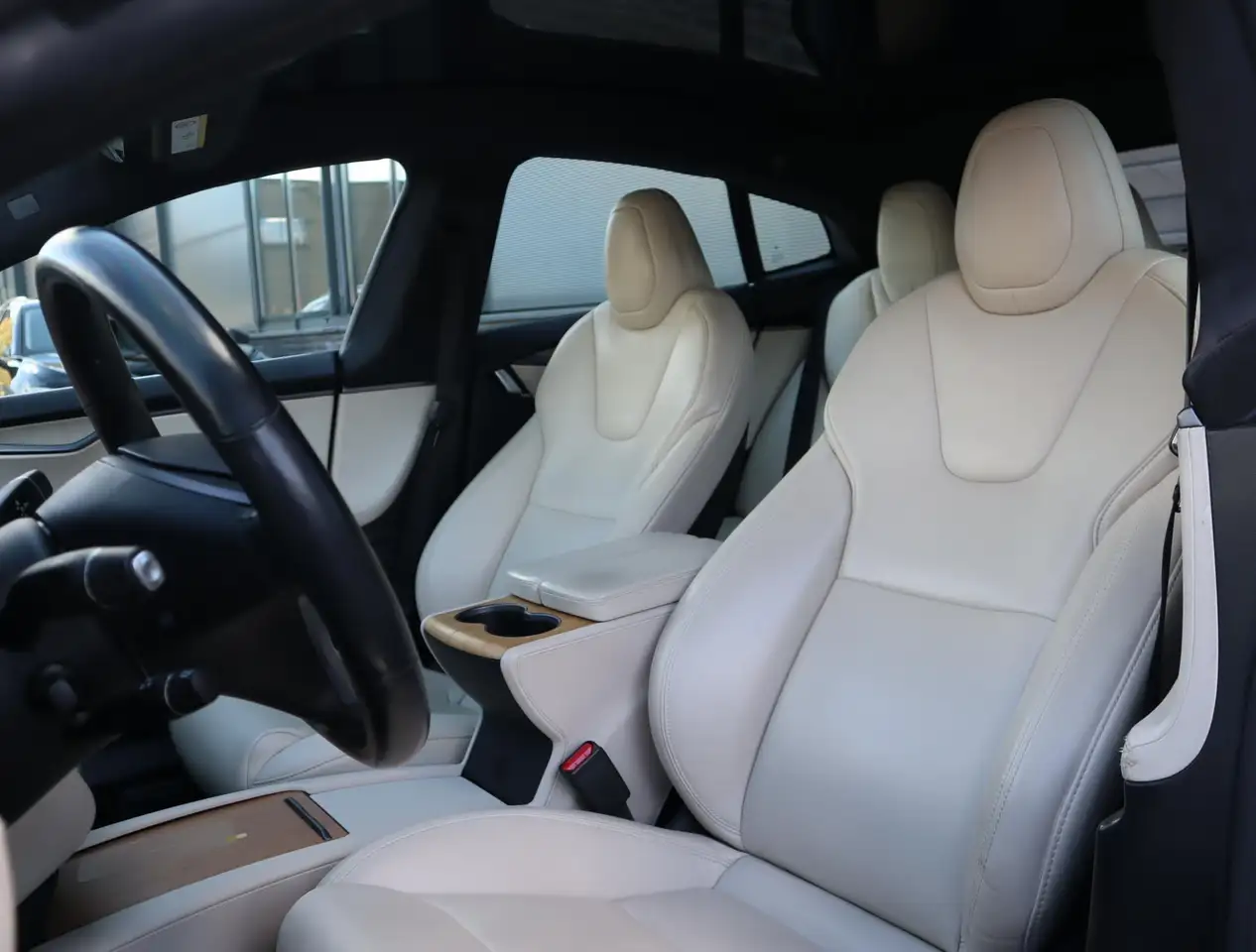 Tesla Model S Long Range Plus SOH 92% Autopilot Leer, миниатюра 2