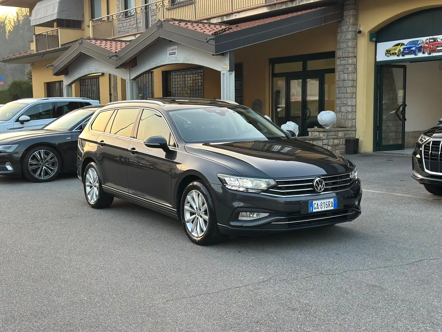 Volkswagen Passat Variant Passat Variant 2.0 tdi Executive 150cv dsg Negro - 2