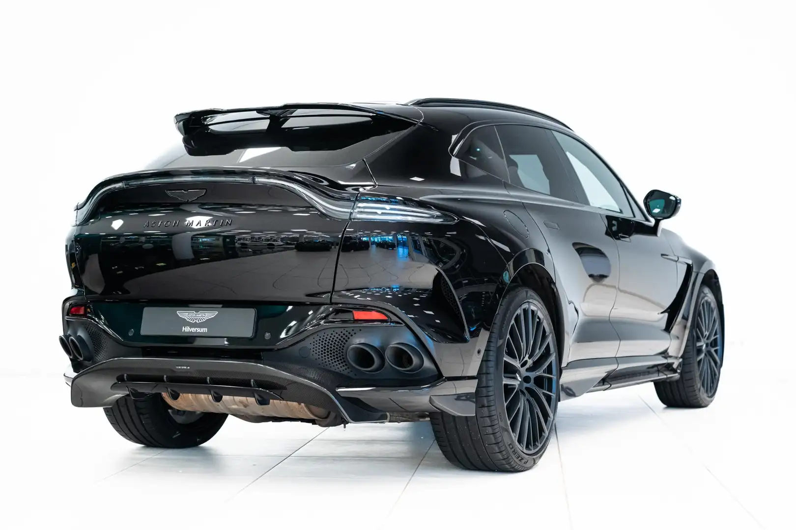 Aston Martin DBX 707 2023 Incl. BPM Schwarz - 2