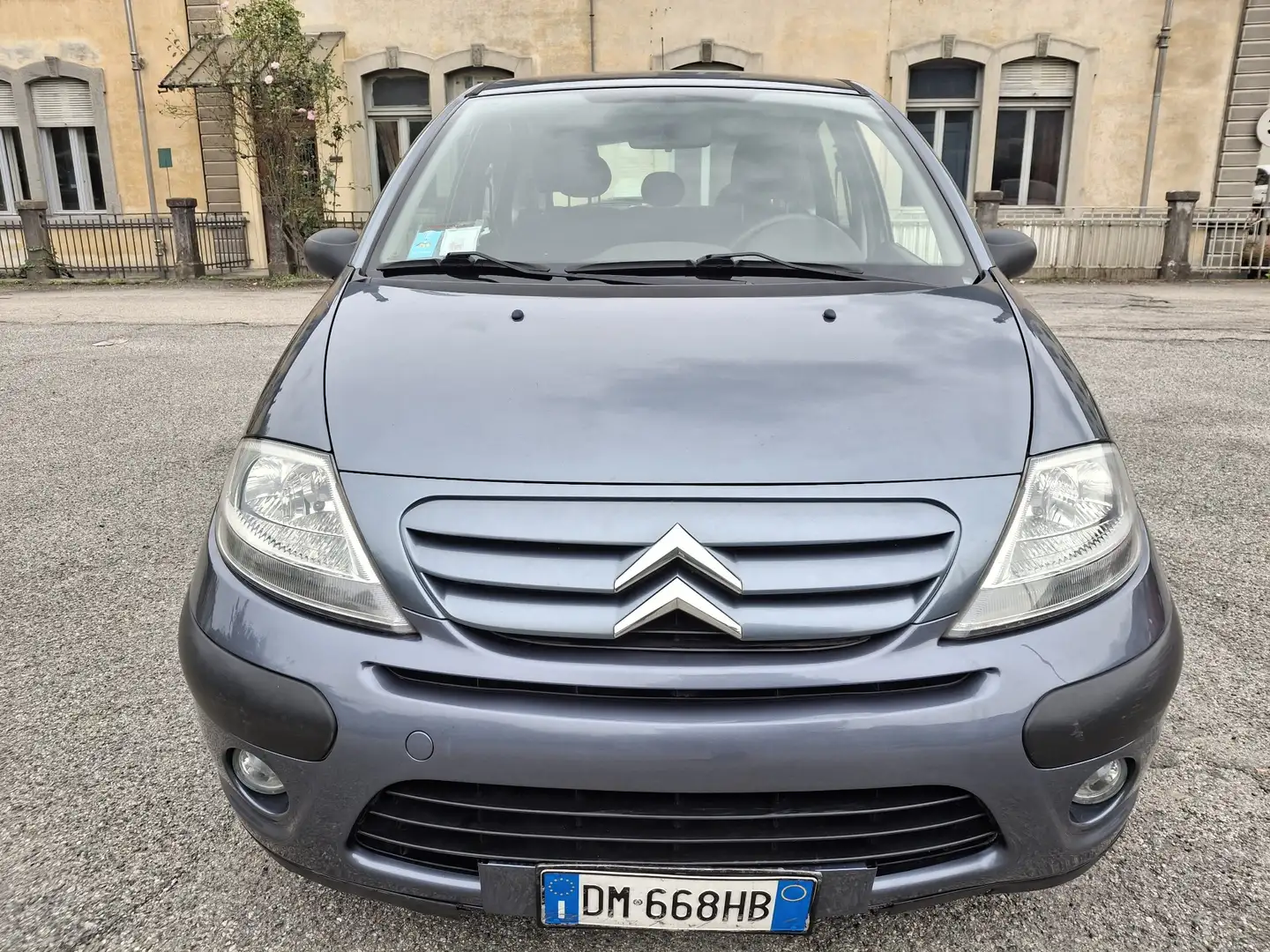 Citroen C3 1.1 Exclusive Style (exclusive) - 2