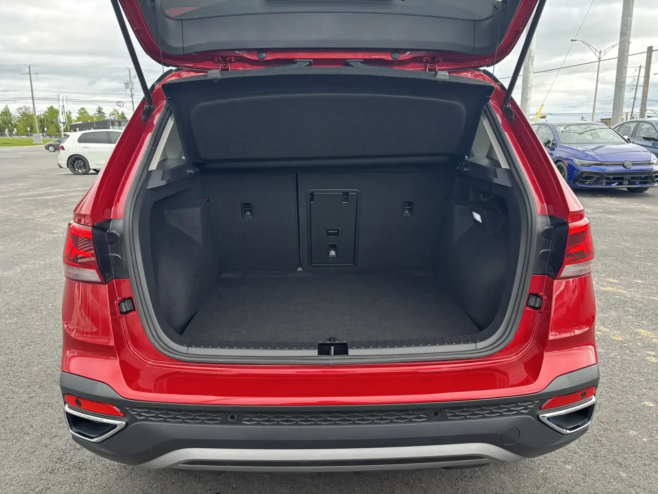Volkswagen Taos снимка Volkswagen Taos