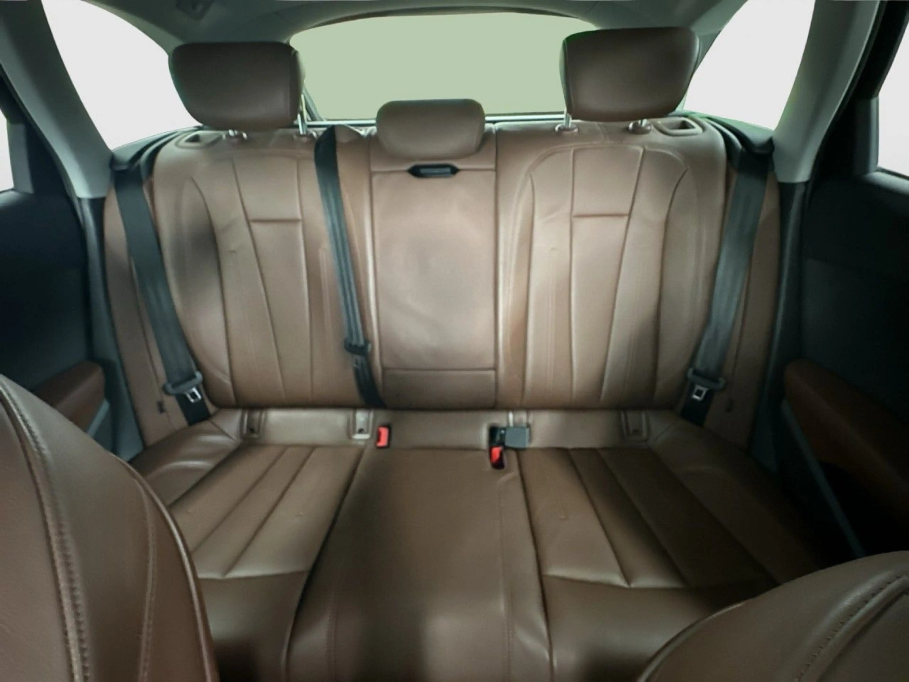 Audi A4 allroad quattro 3.0 TDI Panorama-Glasdach + MMI NAVI + AHK — photo 12
