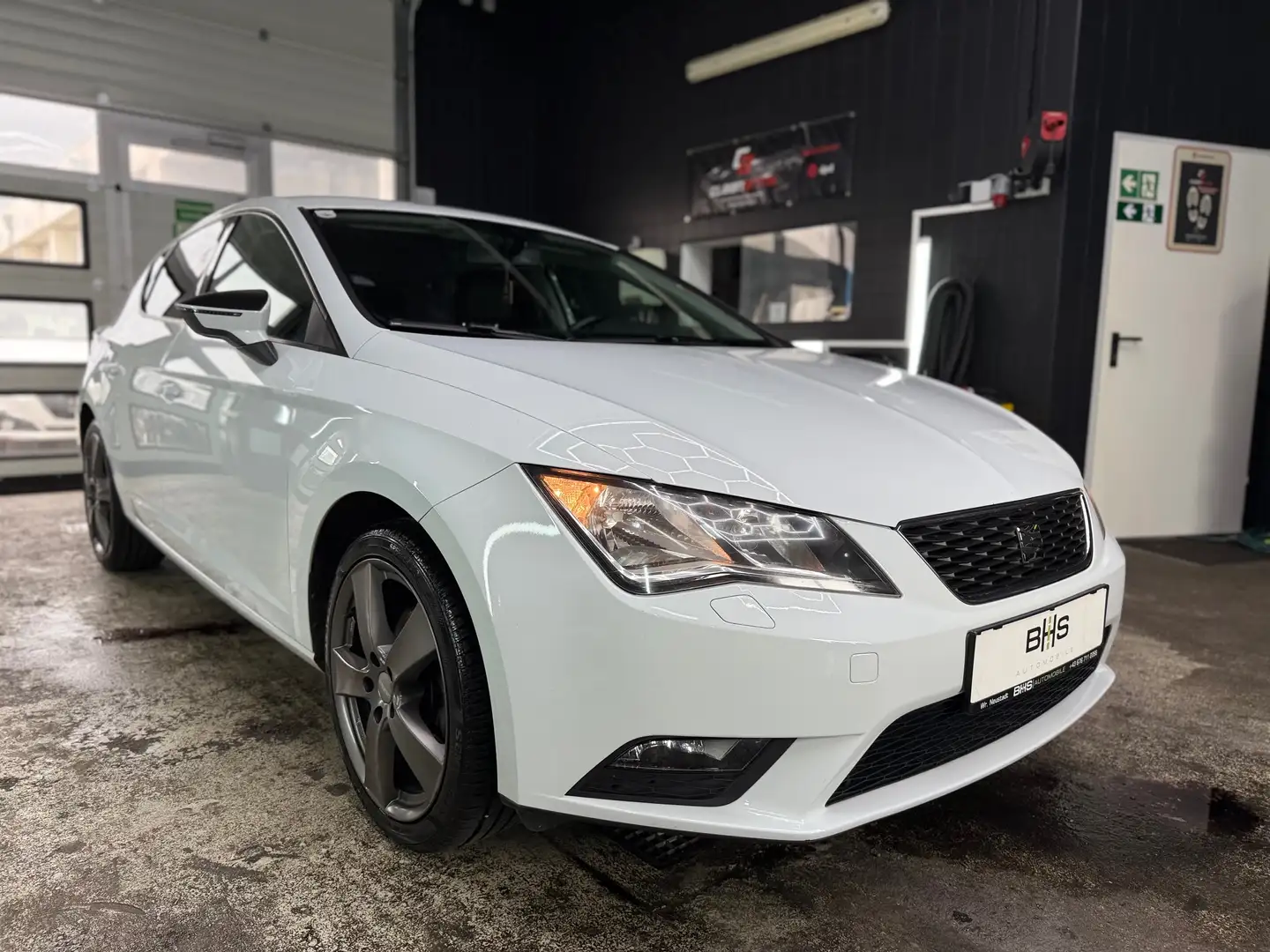 SEAT Leon Style *GARANTIE* Weiß - 2