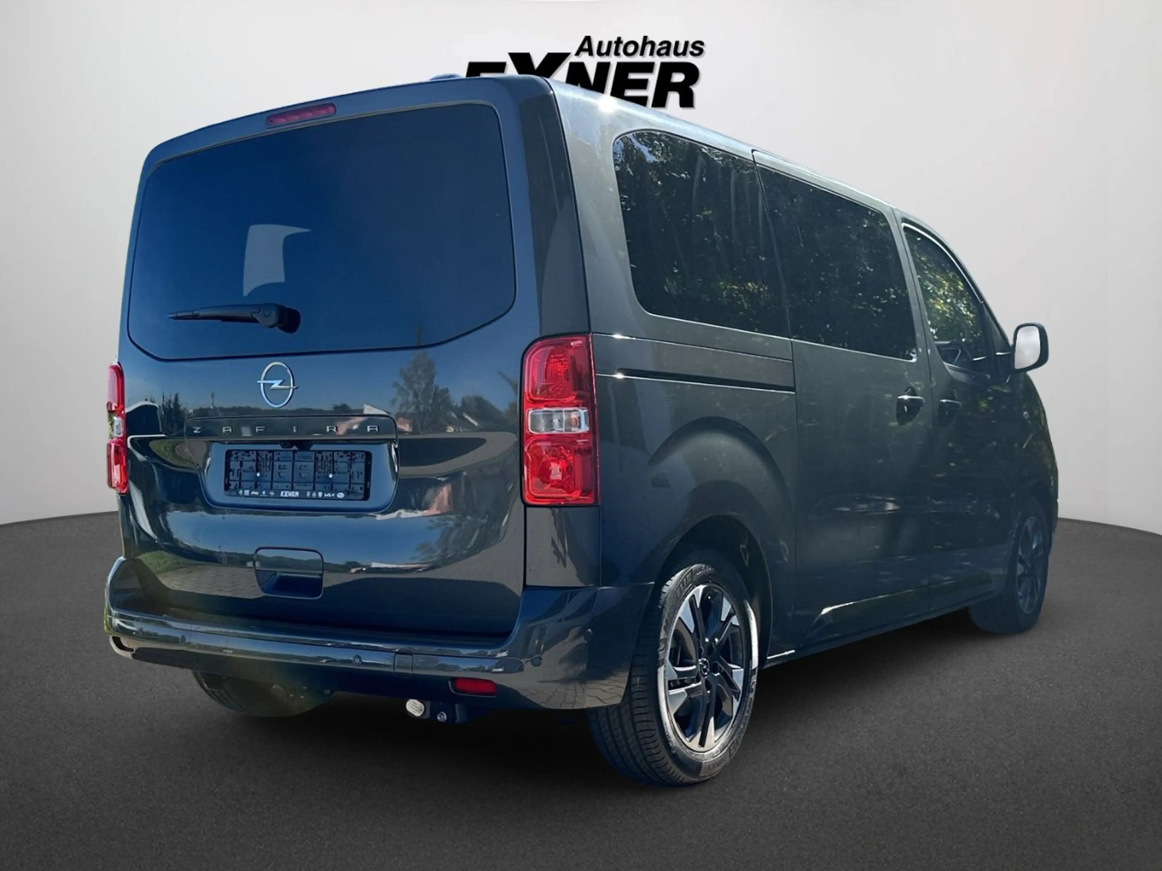 Opel Zafira GS AHK abnehmbar, Standheizung, Leder — photo 4