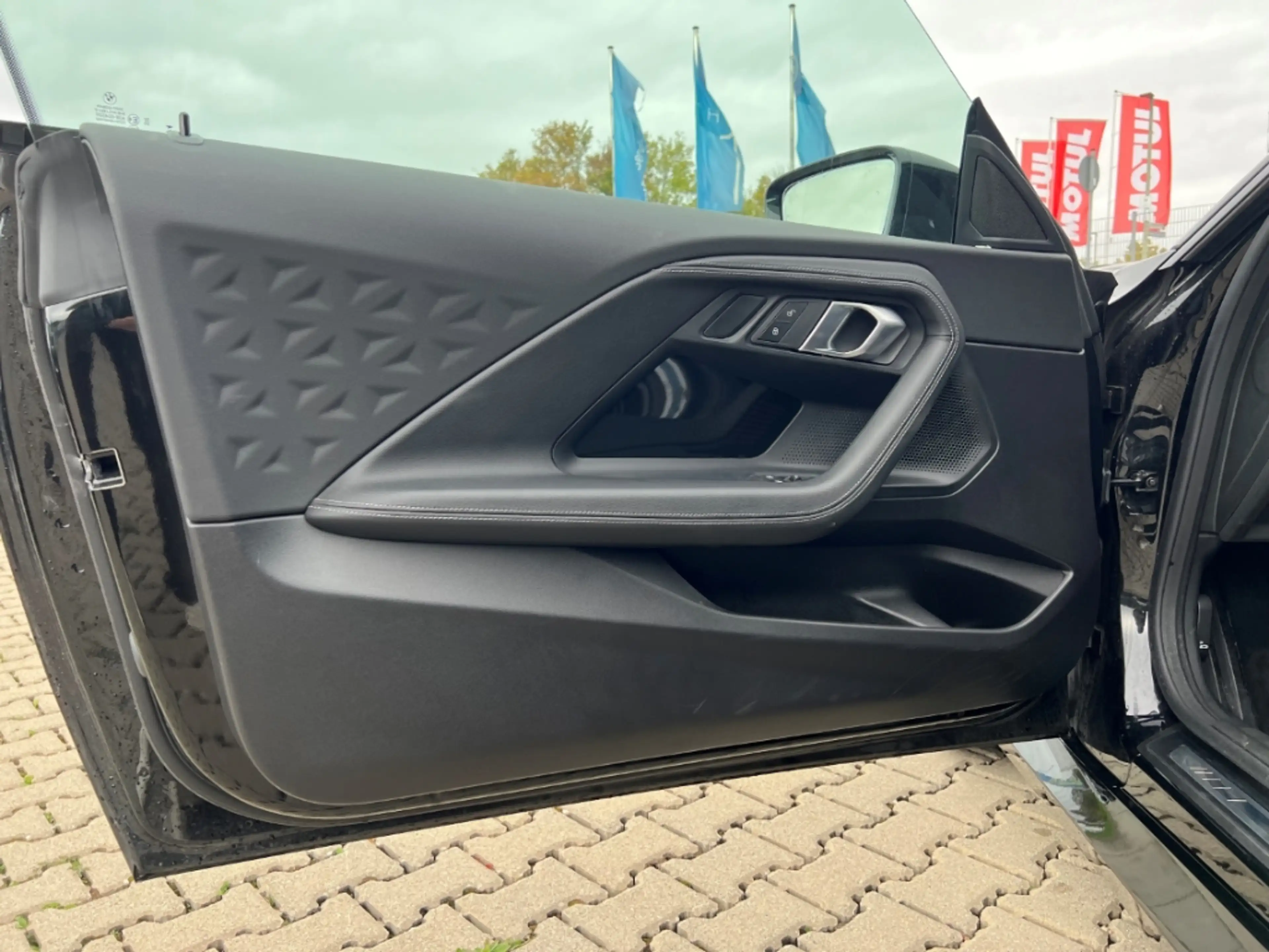 BMW 230 i Coupe M Sport 18'' Premium-Pak. adLED HiFi Sonne — photo 15