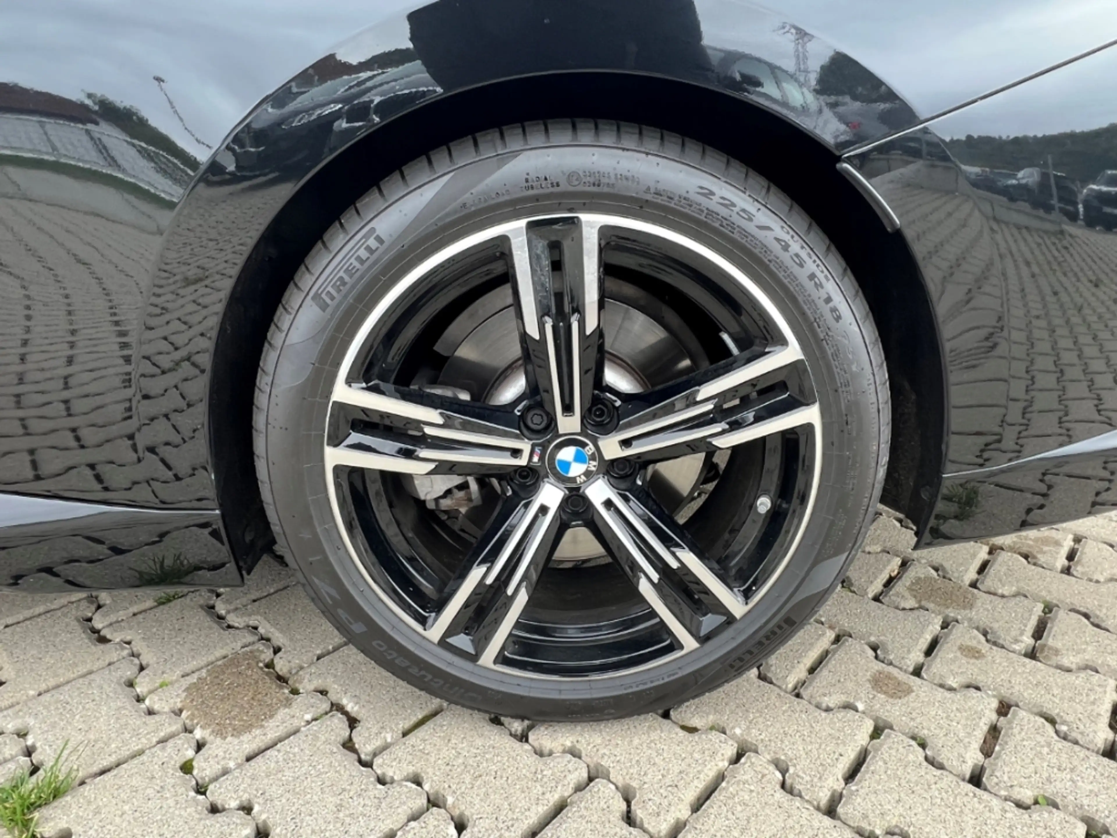 BMW 230 i Coupe M Sport 18'' Premium-Pak. adLED HiFi Sonne — photo 12