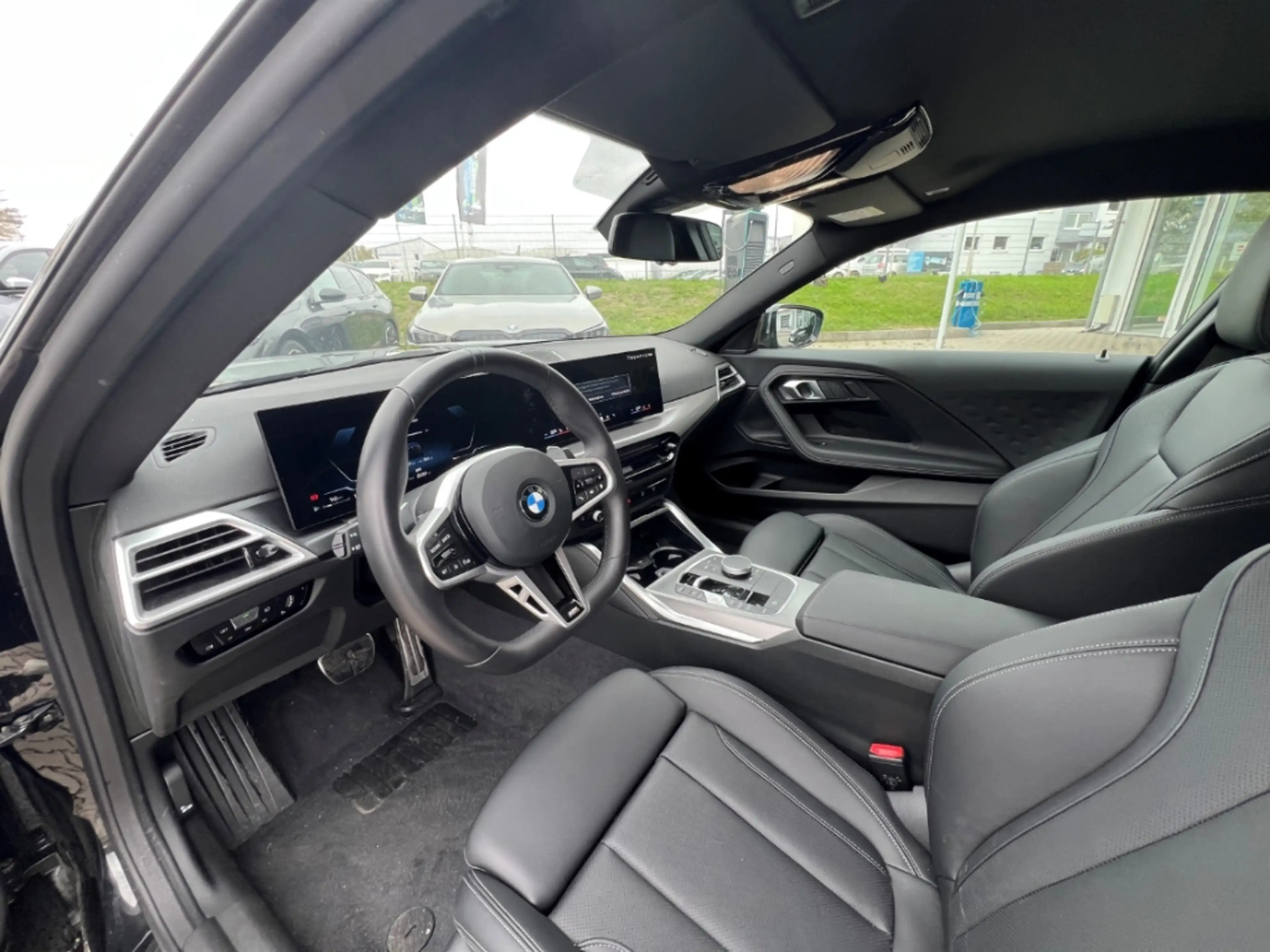 BMW 230 i Coupe M Sport 18'' Premium-Pak. adLED HiFi Sonne — photo 13