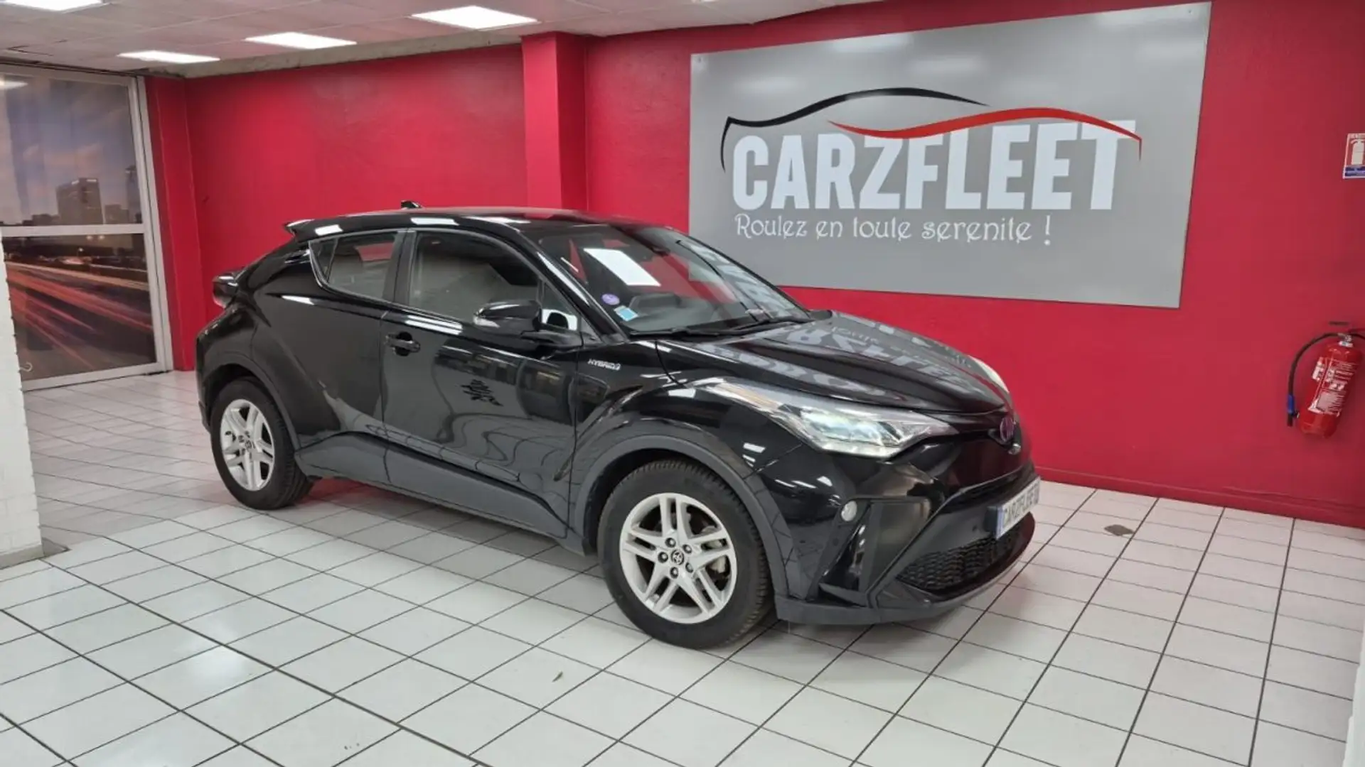 Toyota C-HR SUV 122cv DYNAMIC BUSINESS/1 ERE MAIN/TVA RECUP Noir - 1