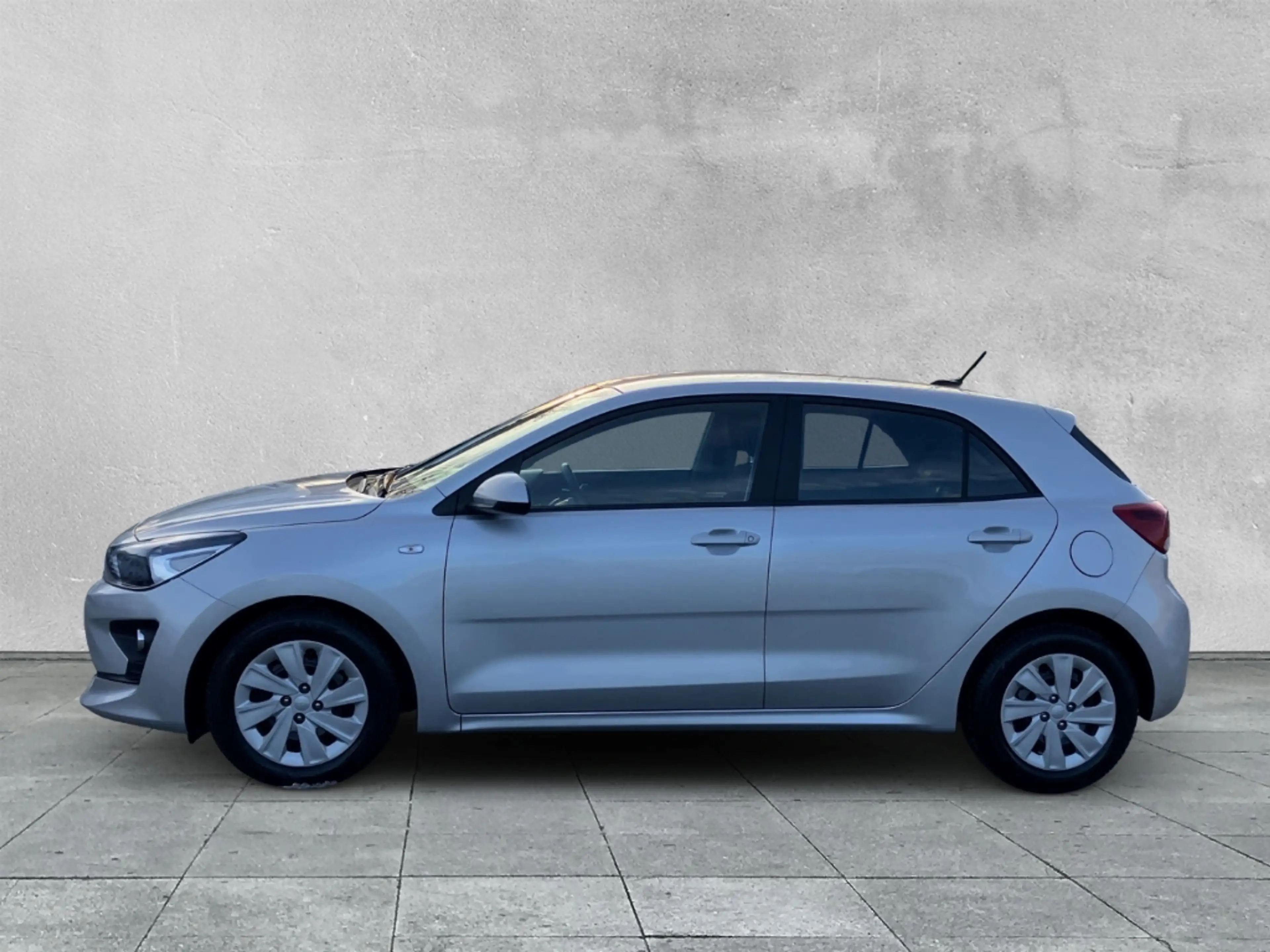Kia Rio 1.0 T-GDI SPIRIT Spirit DAB+PDC+KLIMA+LHZ+SHZ+BT+Z — photo 2