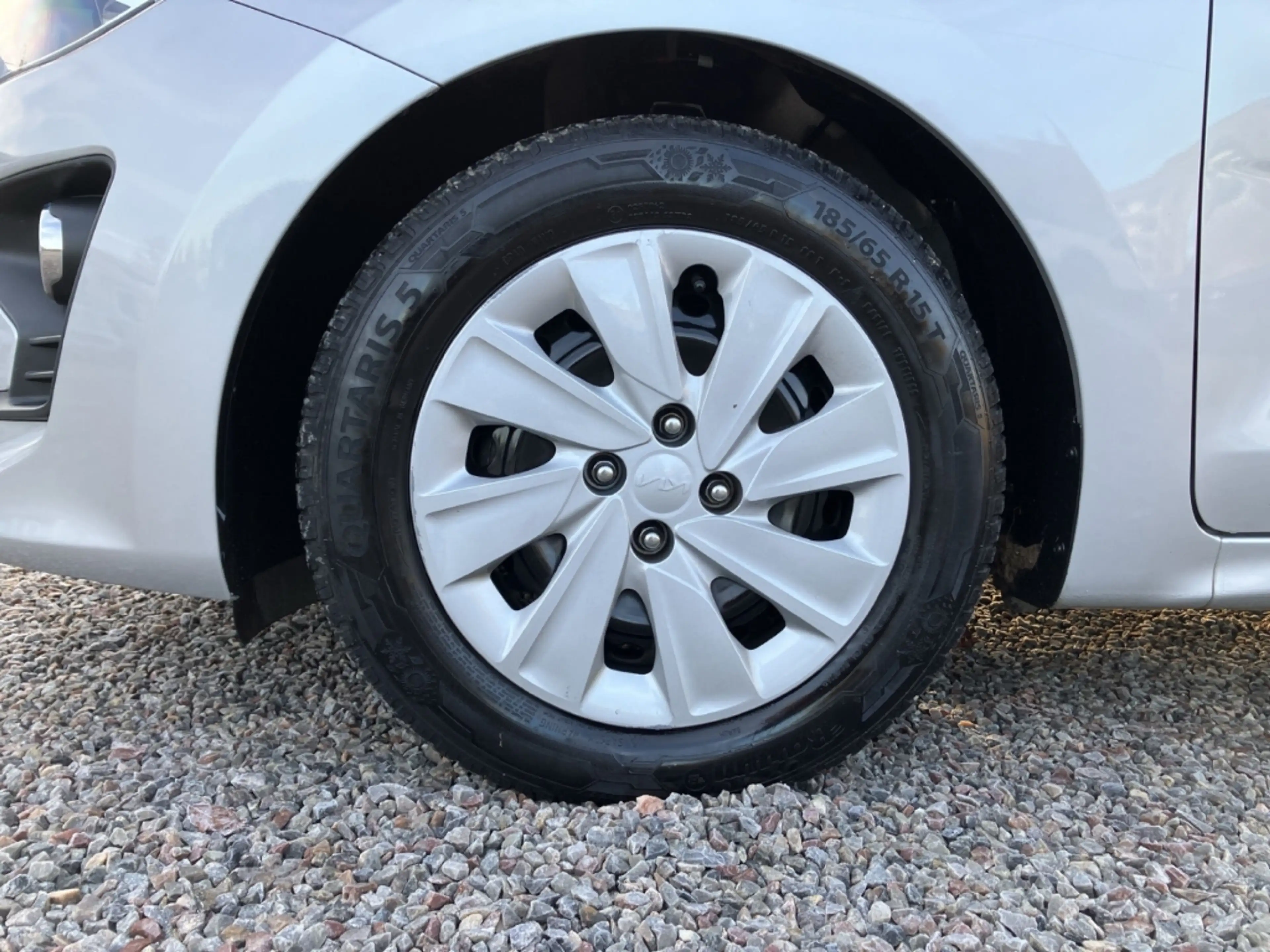 Kia Rio 1.0 T-GDI SPIRIT Spirit DAB+PDC+KLIMA+LHZ+SHZ+BT+Z — photo 13