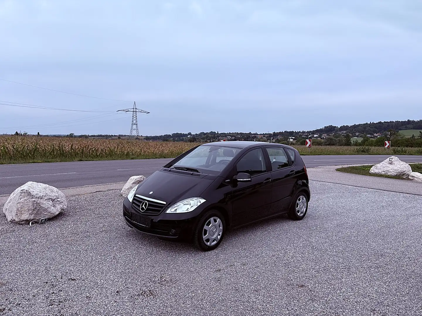 Mercedes-Benz A 160 BlueEfficiency Schwarz - 2