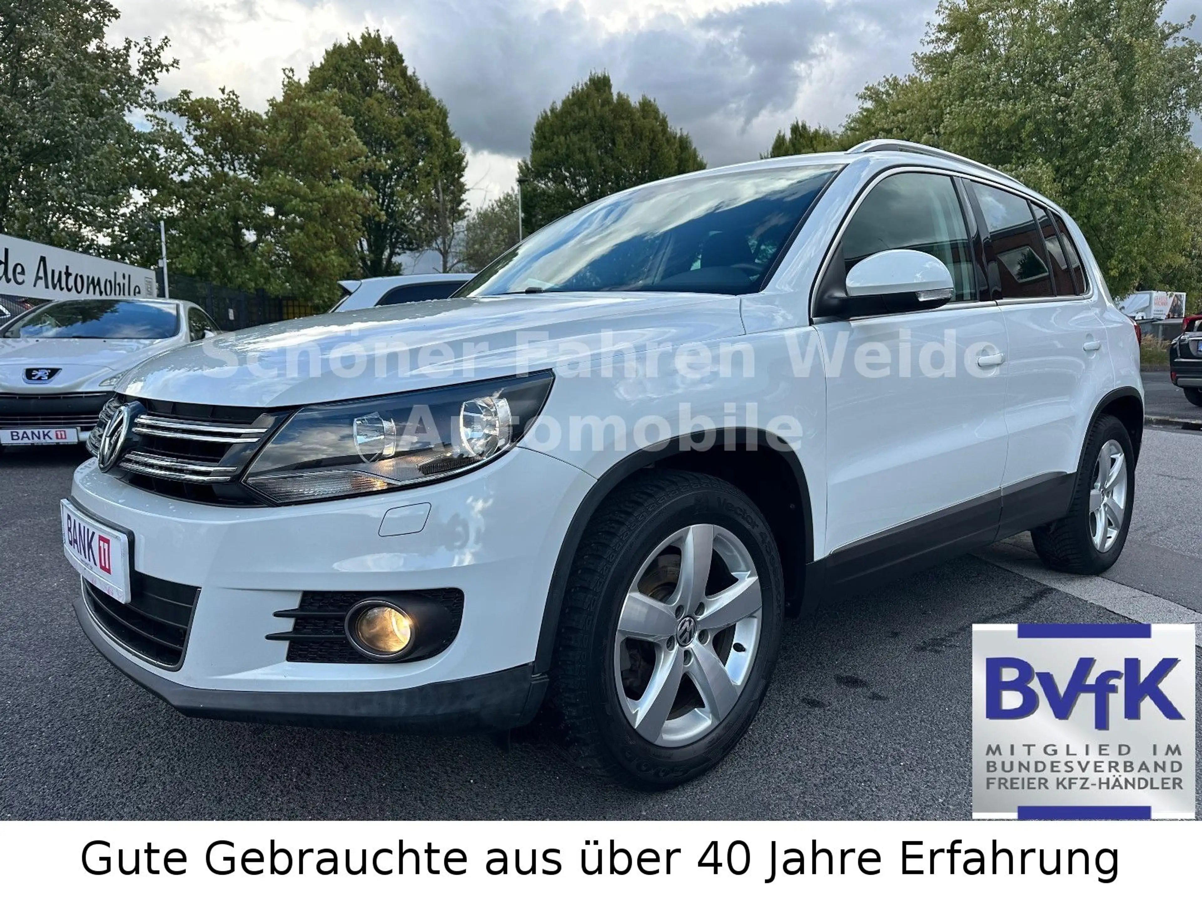 Volkswagen Tiguan Sport & Style BMT Exclusive+Navi+AHK+PDC