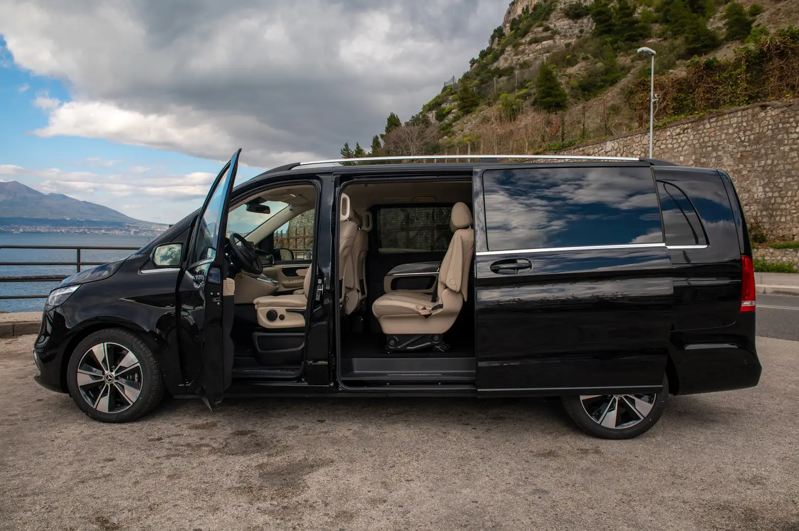 Mercedes-Benz 250 V PREMIUM Schwarz - 2