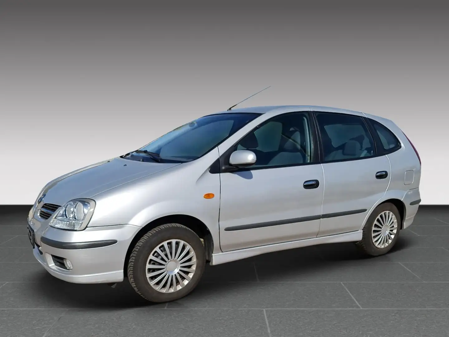 Nissan Almera Tino Acenta plus 1.8 16V KAT/8 Fach/ Händlerverkauf Silber - 1