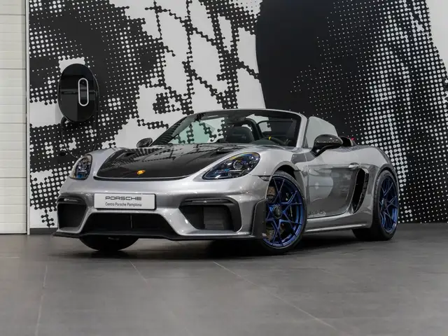 Porsche 718 Spyder RS PDK