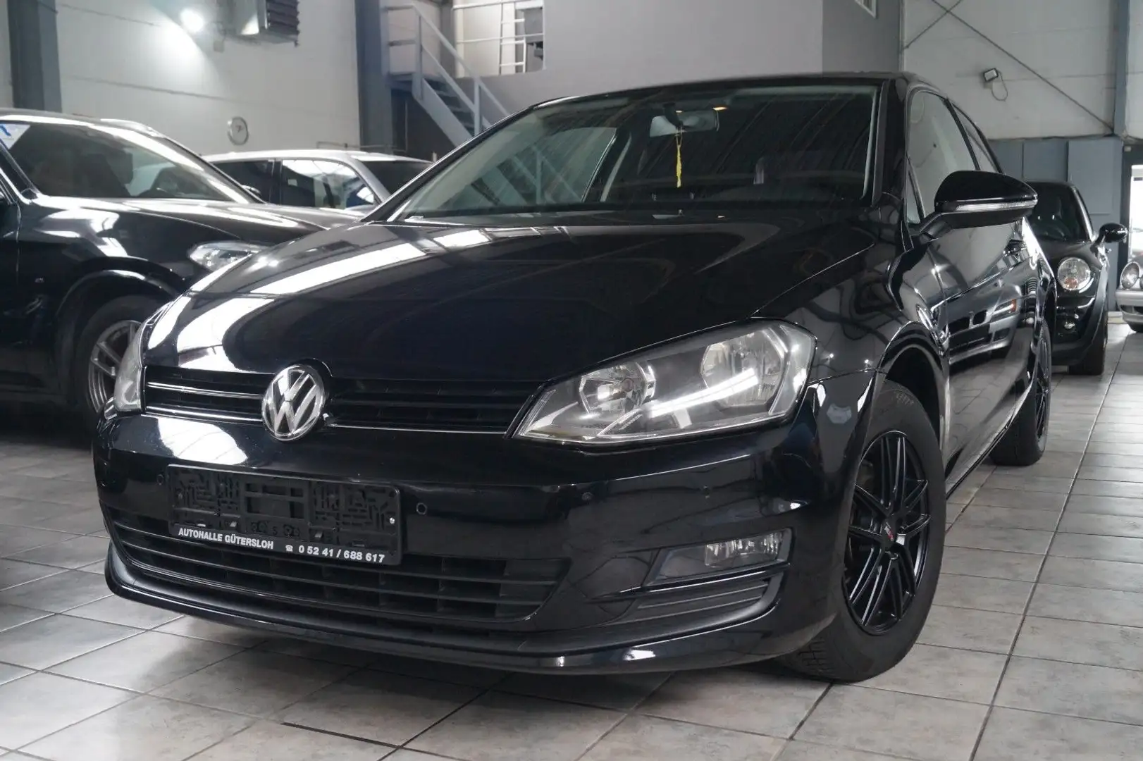Volkswagen Golf VII Lim. Comfortline BMT *Navi*PDC* Noir - 1