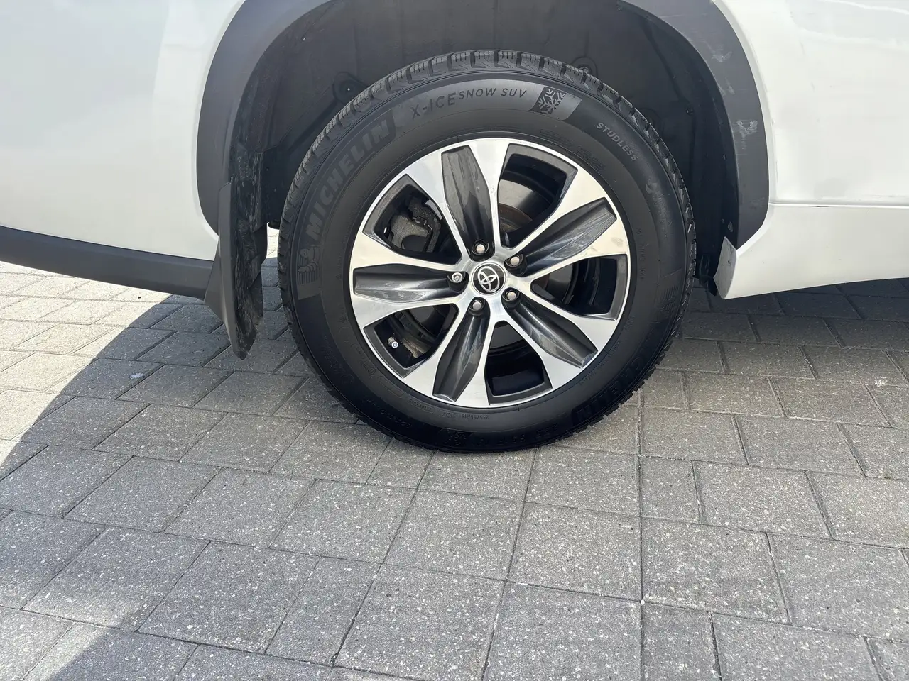 Toyota Highlander photo Toyota Highlander