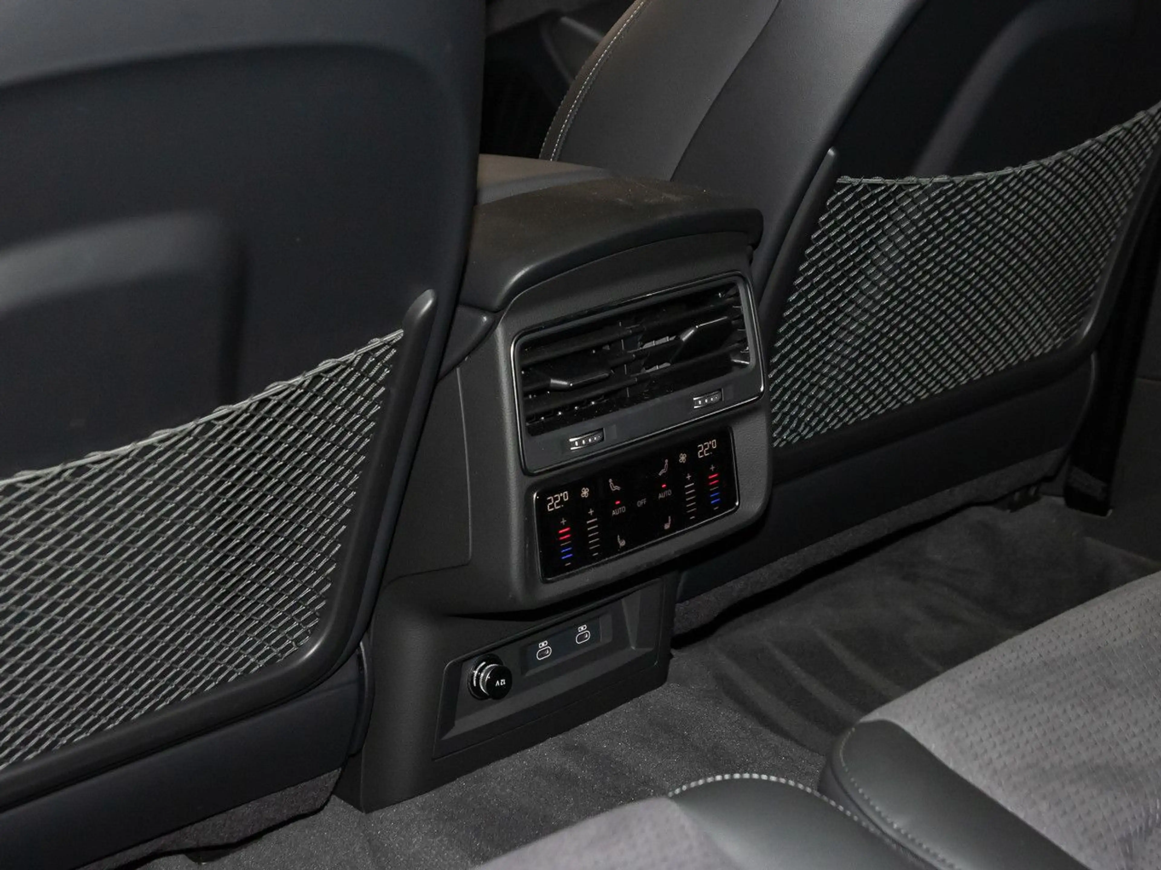 Audi Q7 SUV S line TDI quattro 210 kW tiptronic — photo 14