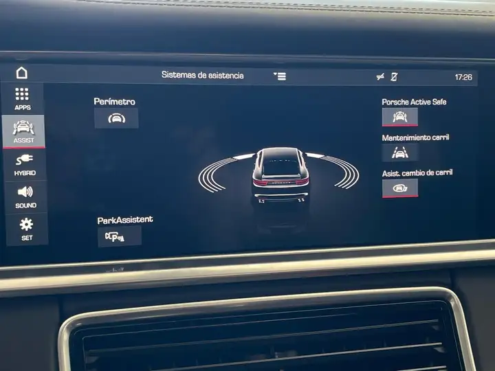 Porsche Panamera 4 E-Hybrid 2018, foto 32