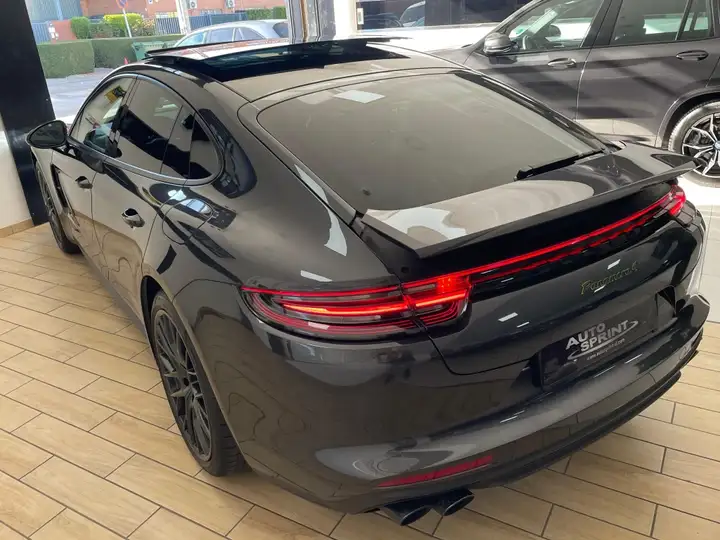 Porsche Panamera 4 E-Hybrid 2018, foto 7