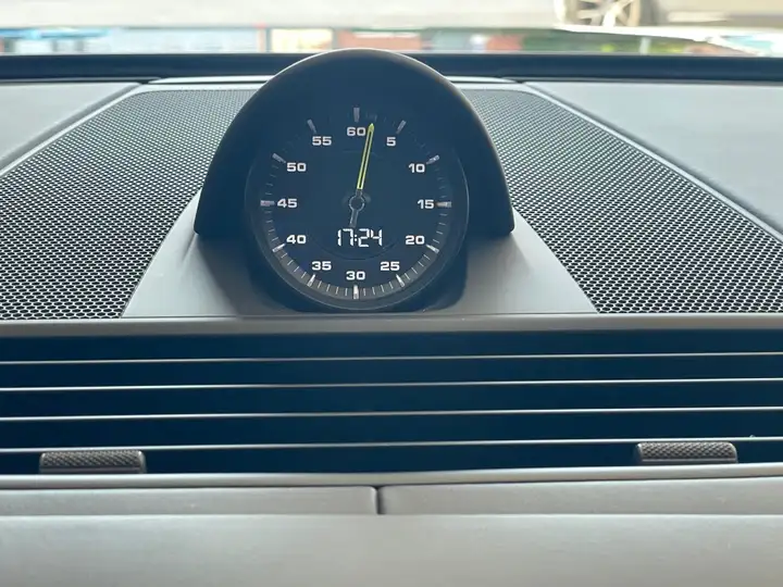Porsche Panamera 4 E-Hybrid 2018, foto 25