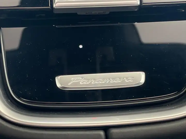 Porsche Panamera 4 E-Hybrid 2018, foto 37